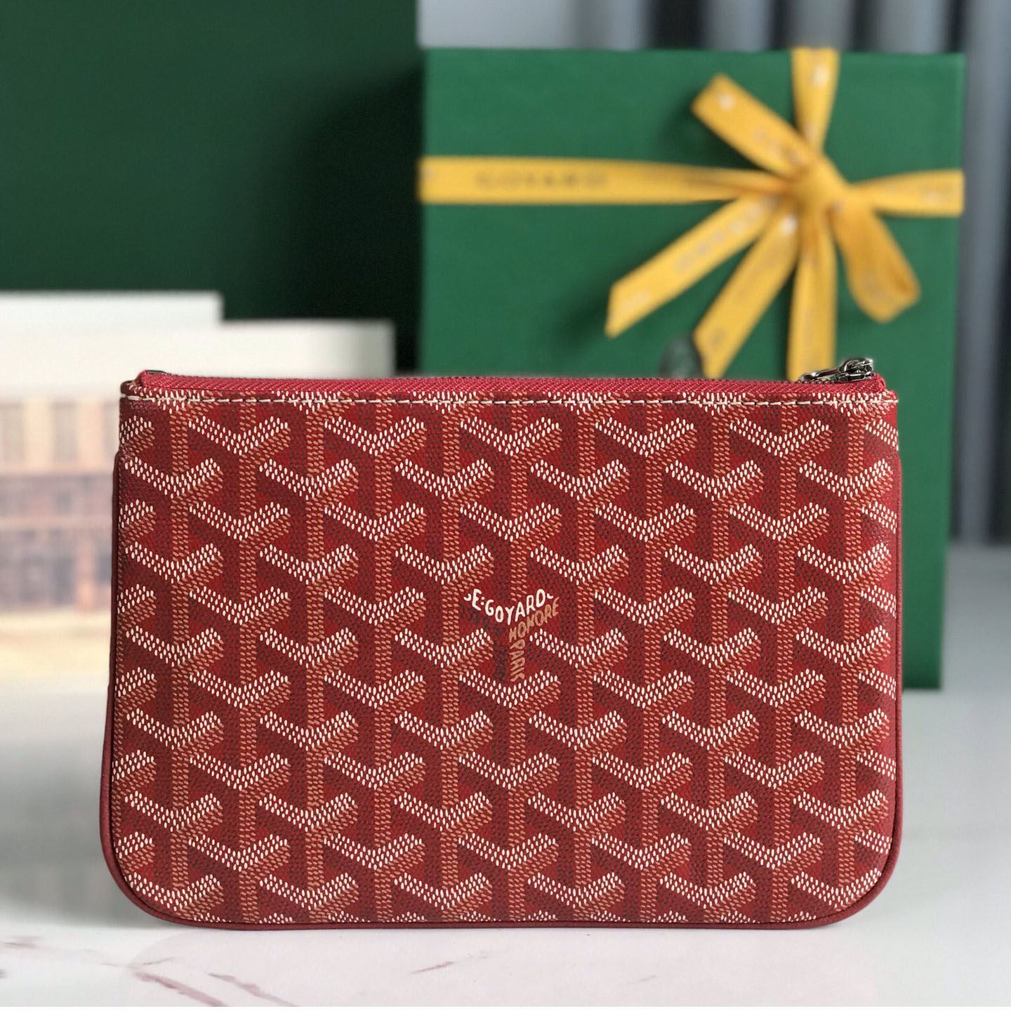 Go*ard clutch bags